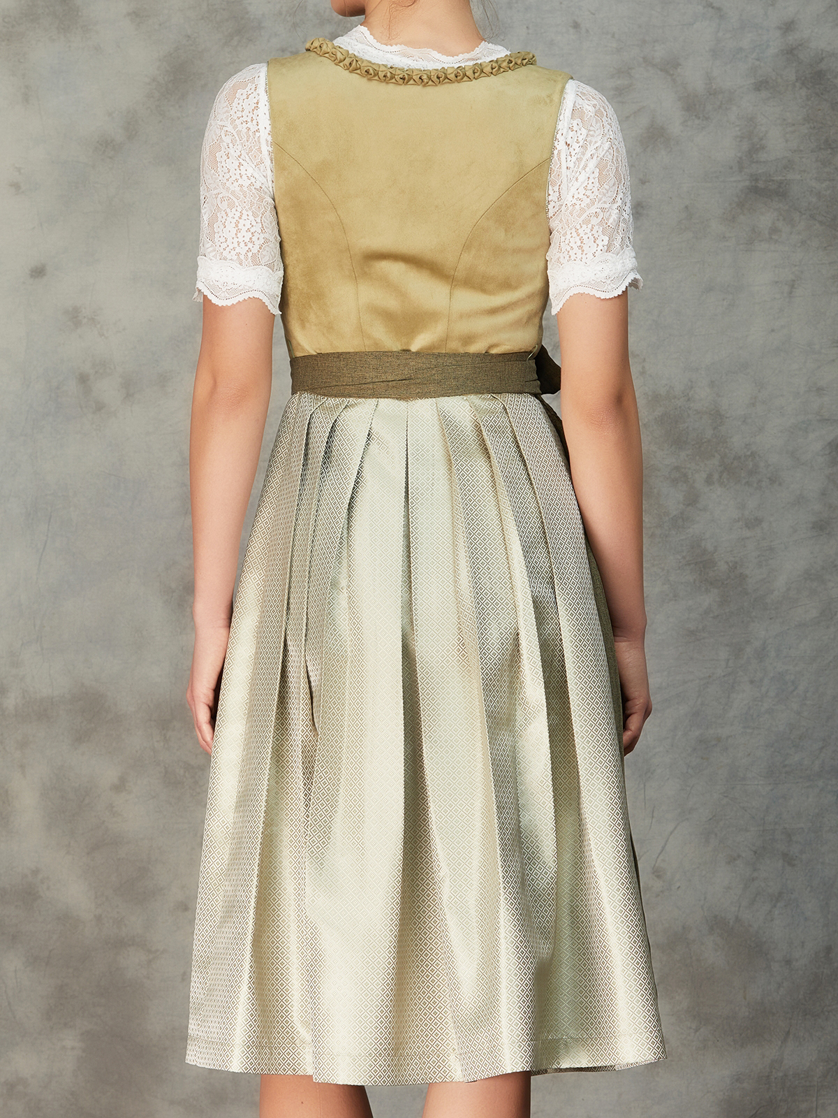 Dirndl Rauchblau in eleganter Ausführung