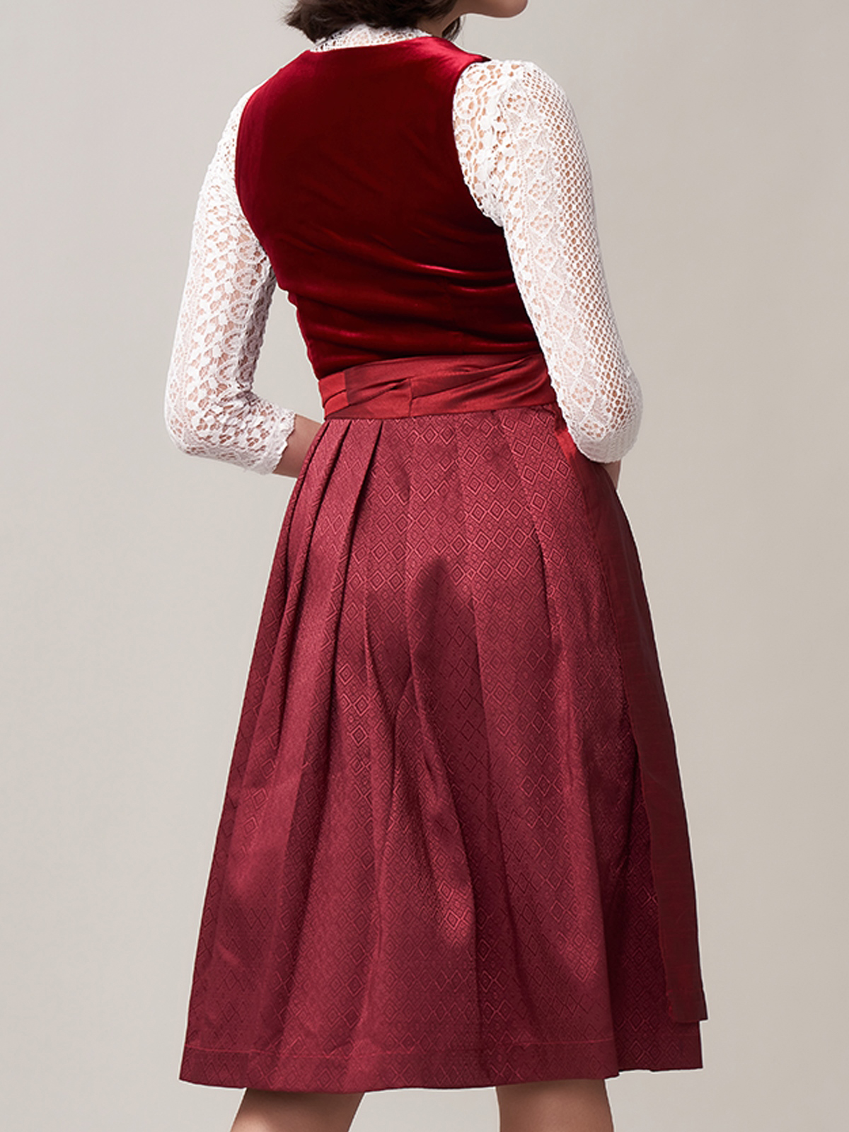 Dirndl Braun in eleganter Ausführung