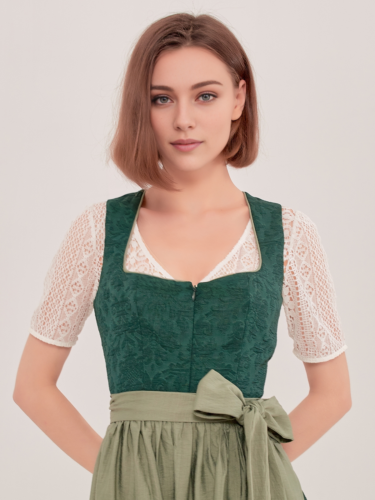 Modernes Dirndl 70 cm in Grün