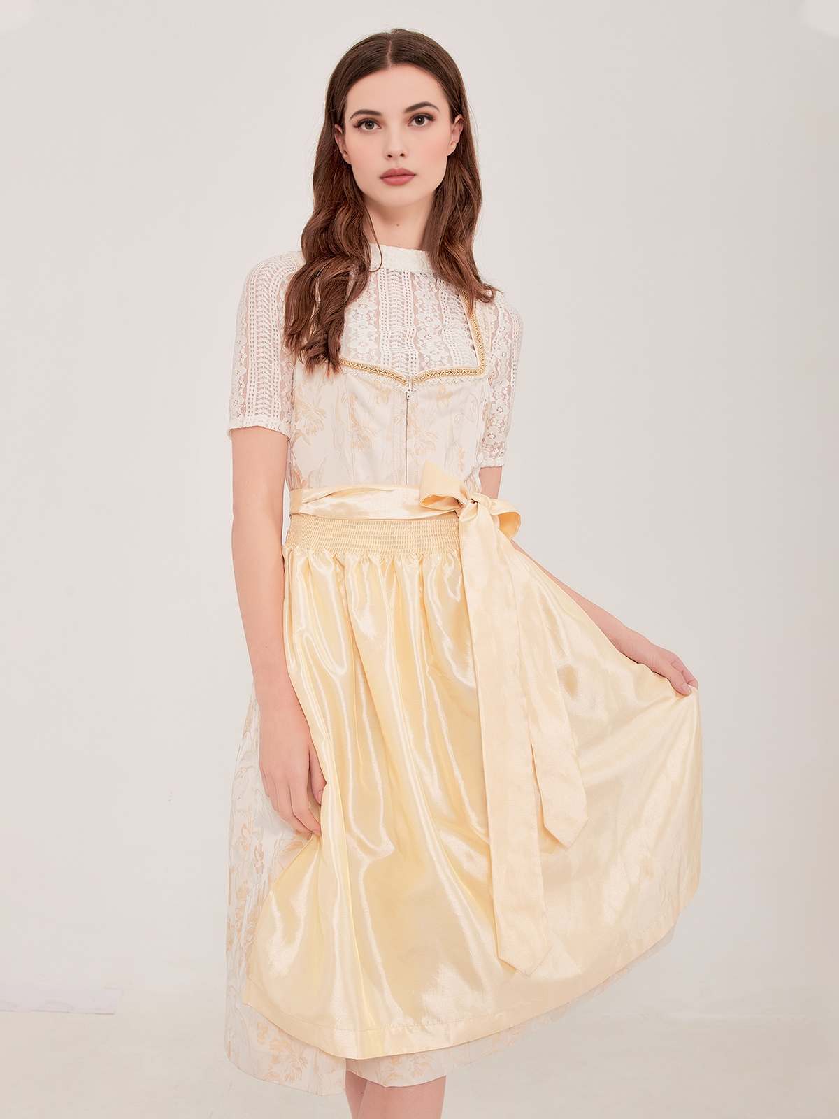 Dirndl in Gelb – perfekt für den Frühling
